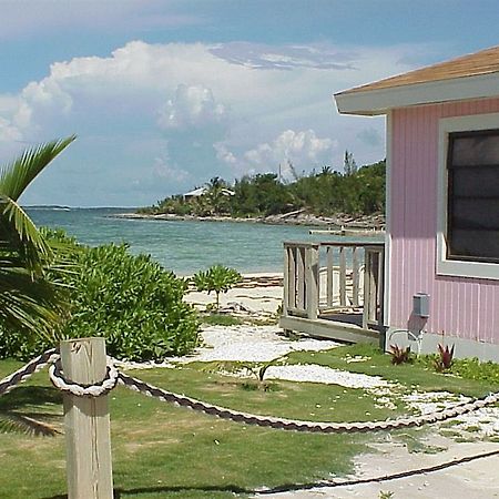 Pelican Beach Villas Marsh Harbour Exterior photo